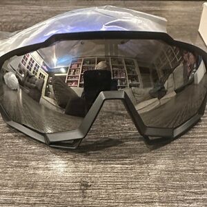 100% Black Sport Sunglasses